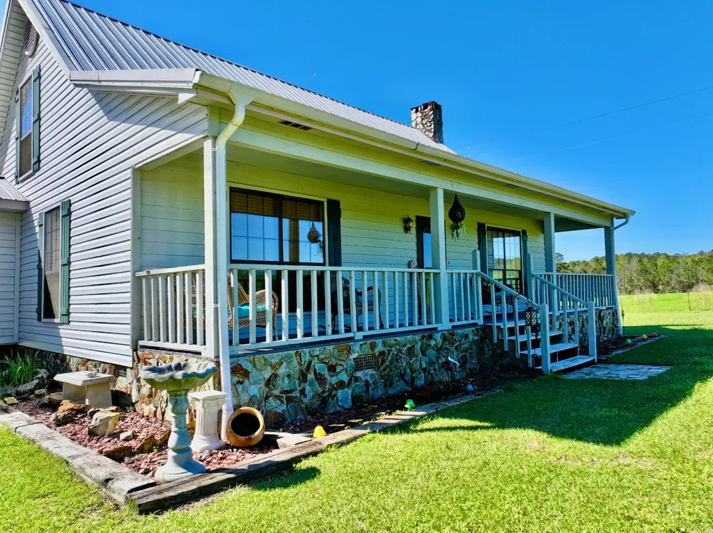 9538 Nathan Jordan Road Millry AL 36558