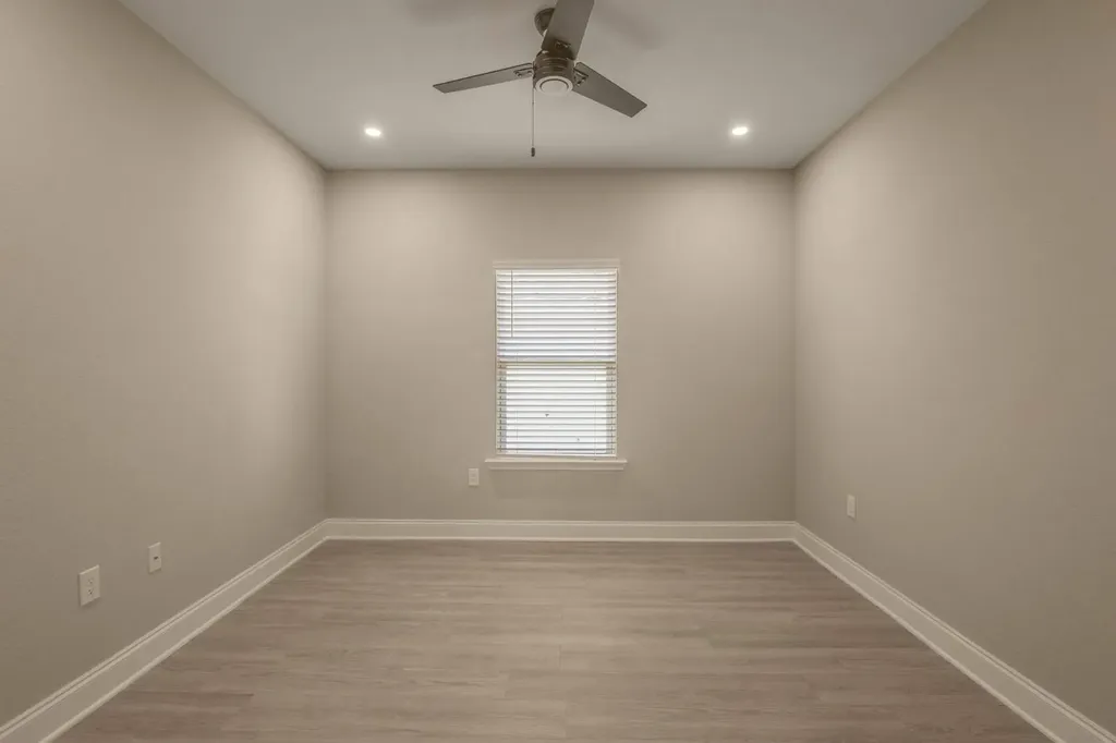 383 Haise Lane Gulf Shores AL 36542