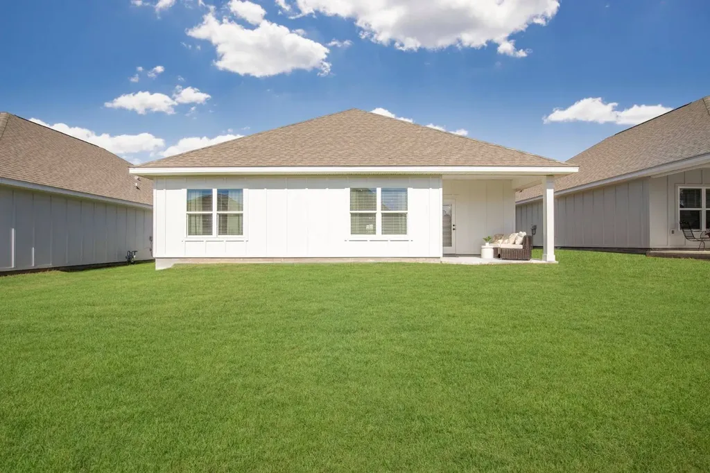 383 Haise Lane Gulf Shores AL 36542