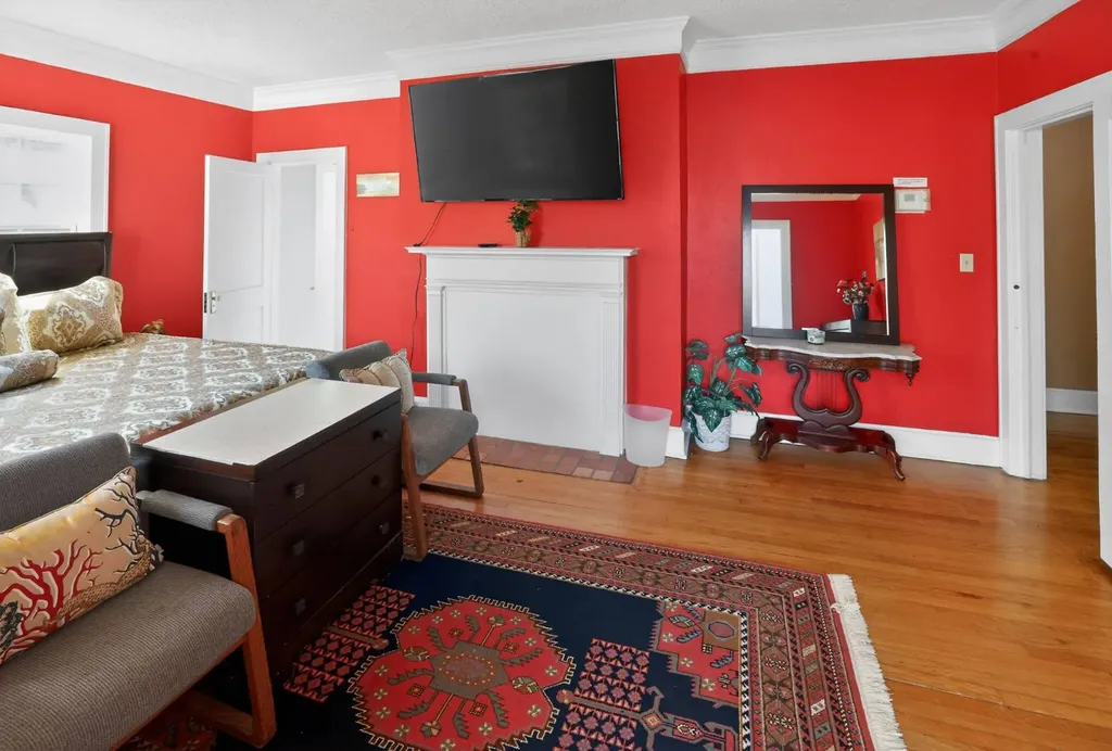 1426 S Court Street Montgomery AL 36104
