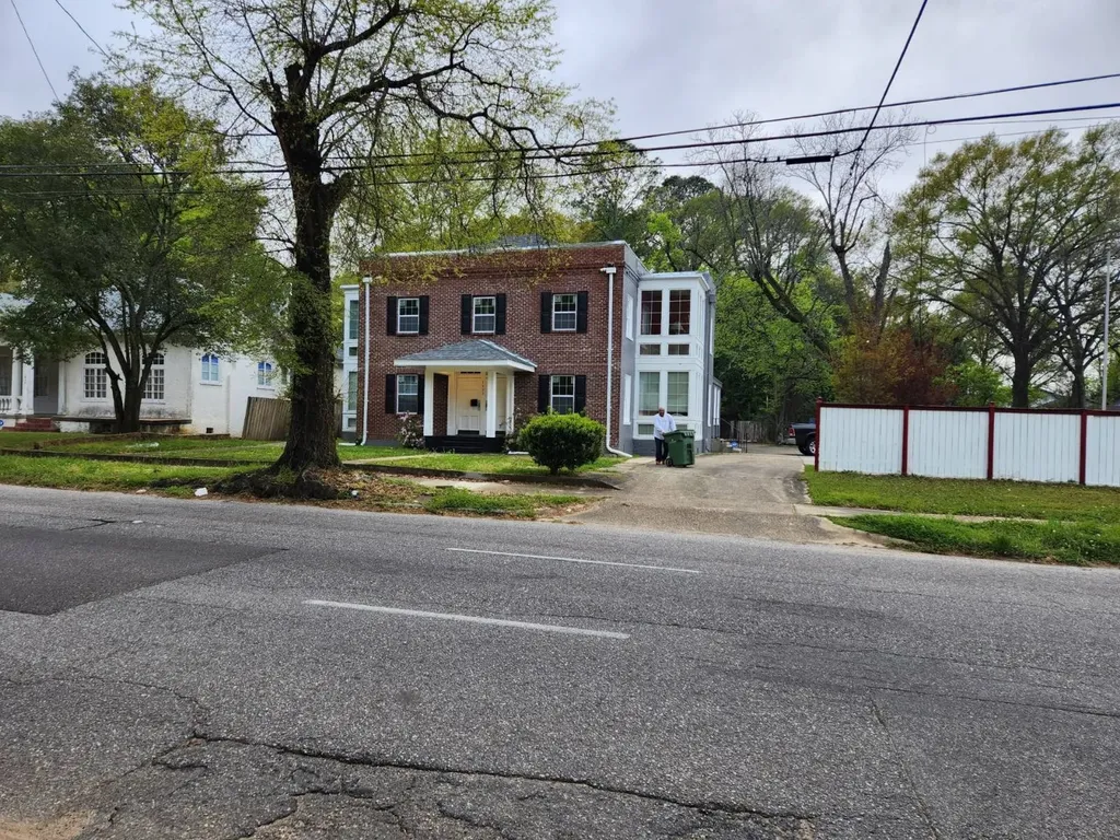 1426 S Court Street Montgomery AL 36104
