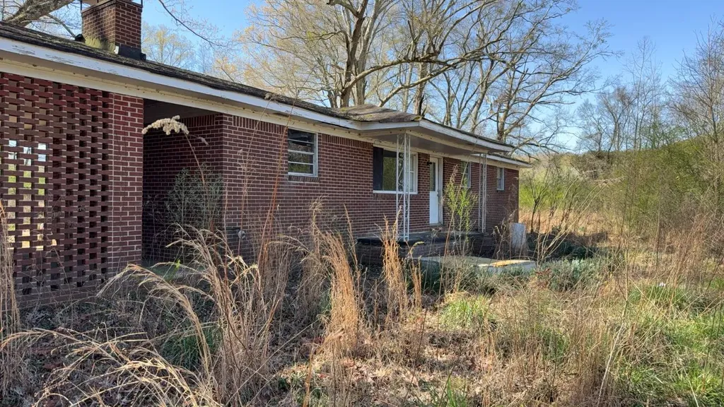 1130 Margerum Road Cherokee AL 35616