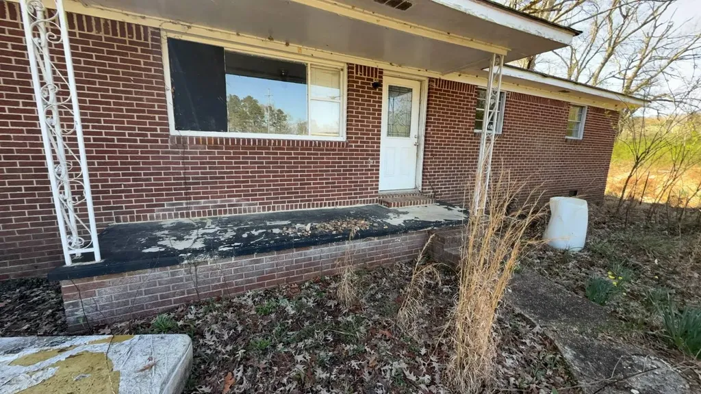 1130 Margerum Road Cherokee AL 35616
