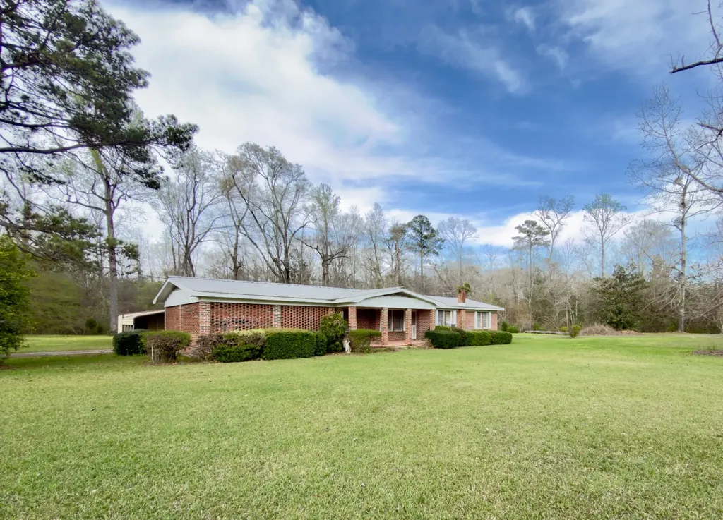 6747 Highway 5 Thomasville AL 36784