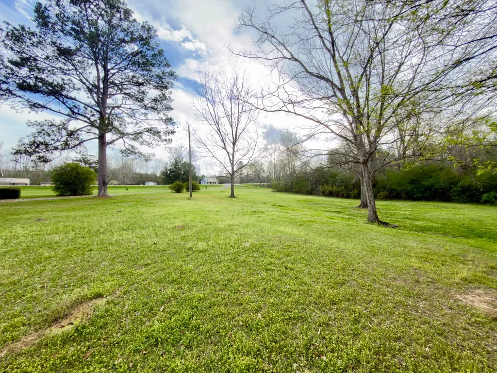 6747 Highway 5 Thomasville AL 36784