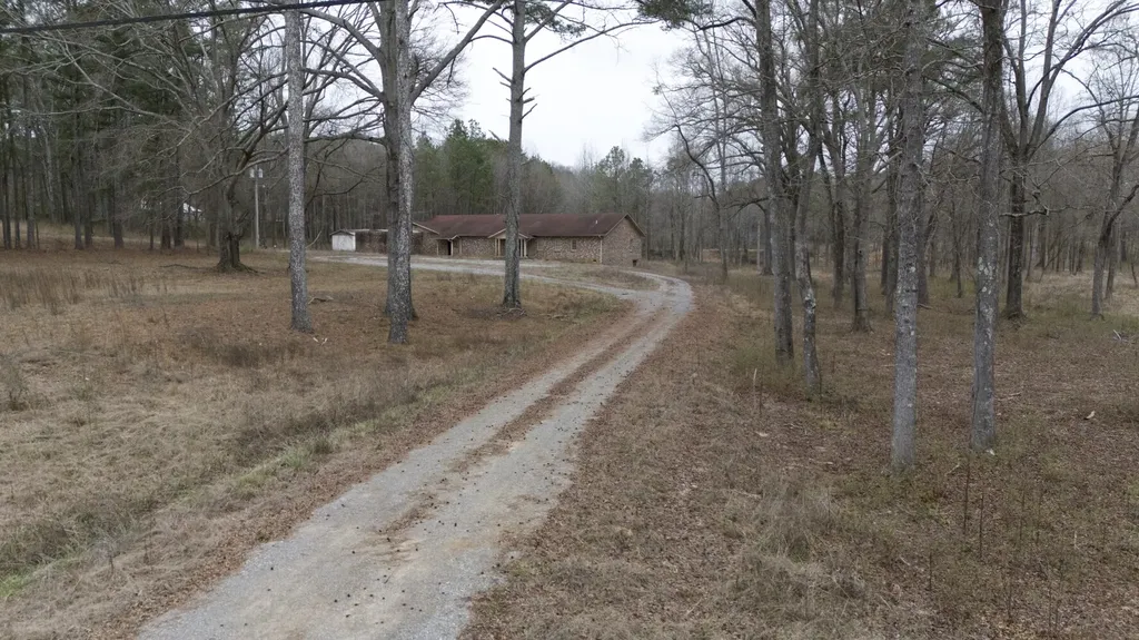 1707 Warnke Road NW Cullman AL 35055