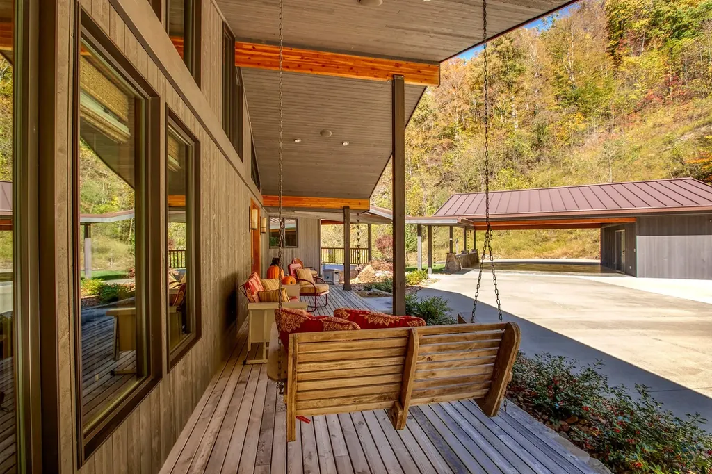 353 Autumn Ridge Drive Pikeville AL 41501