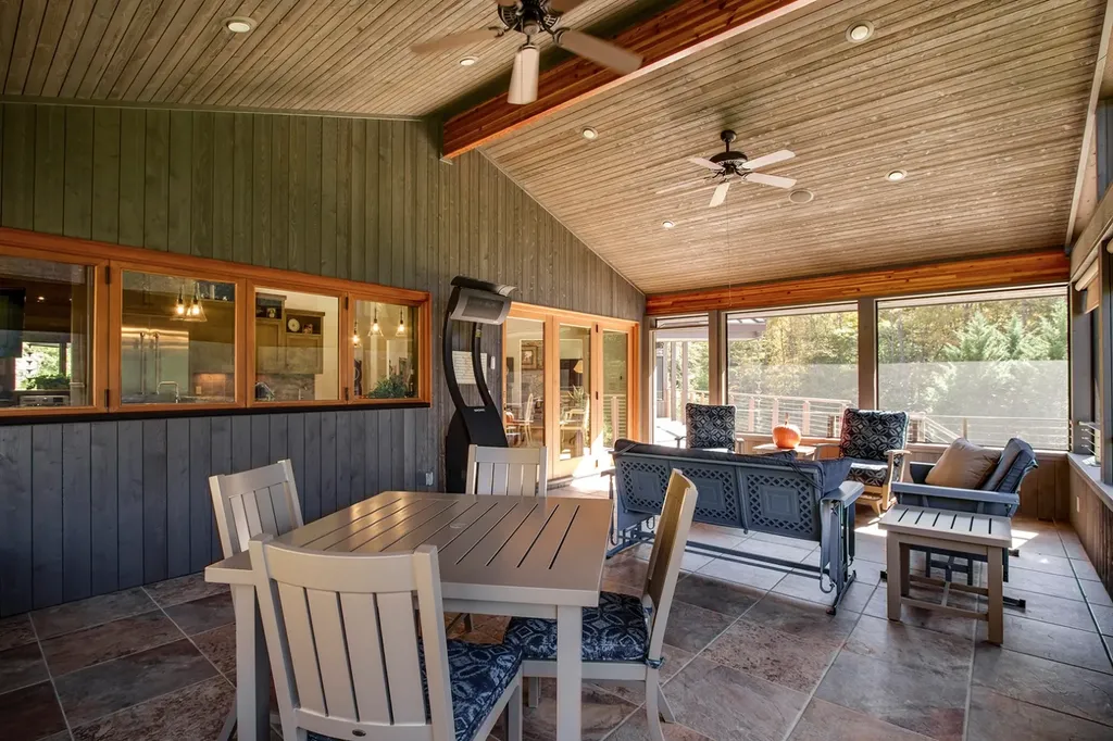 353 Autumn Ridge Drive Pikeville AL 41501