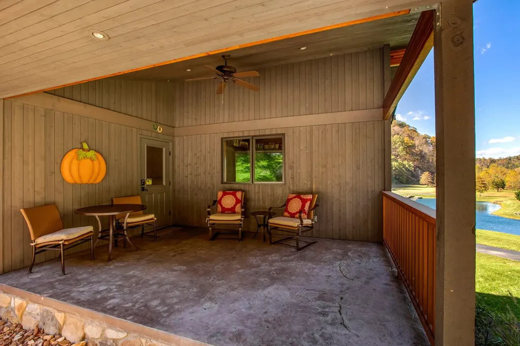 353 Autumn Ridge Drive Pikeville AL 41501