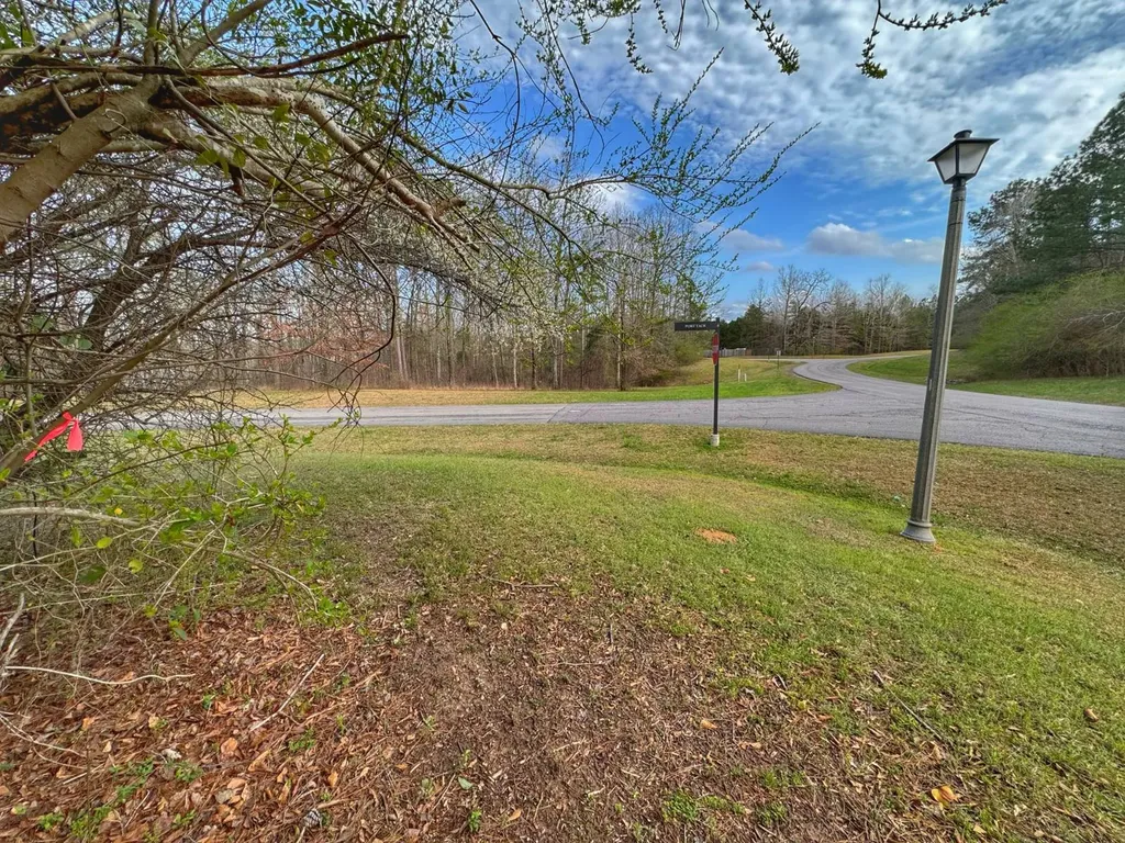 01 Port Tack Double Springs AL 35553