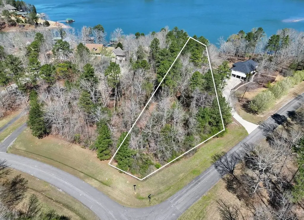 01 Port Tack Double Springs AL 35553