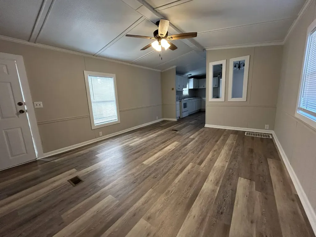 97 White Oak Village Rainbow City AL 35906