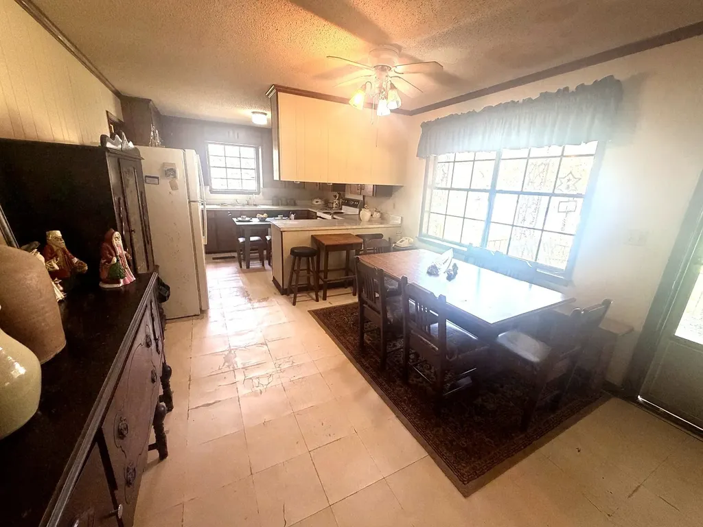43 Sunrise Lane Grove Hill AL 36451