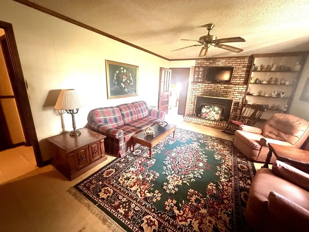 43 Sunrise Lane Grove Hill AL 36451