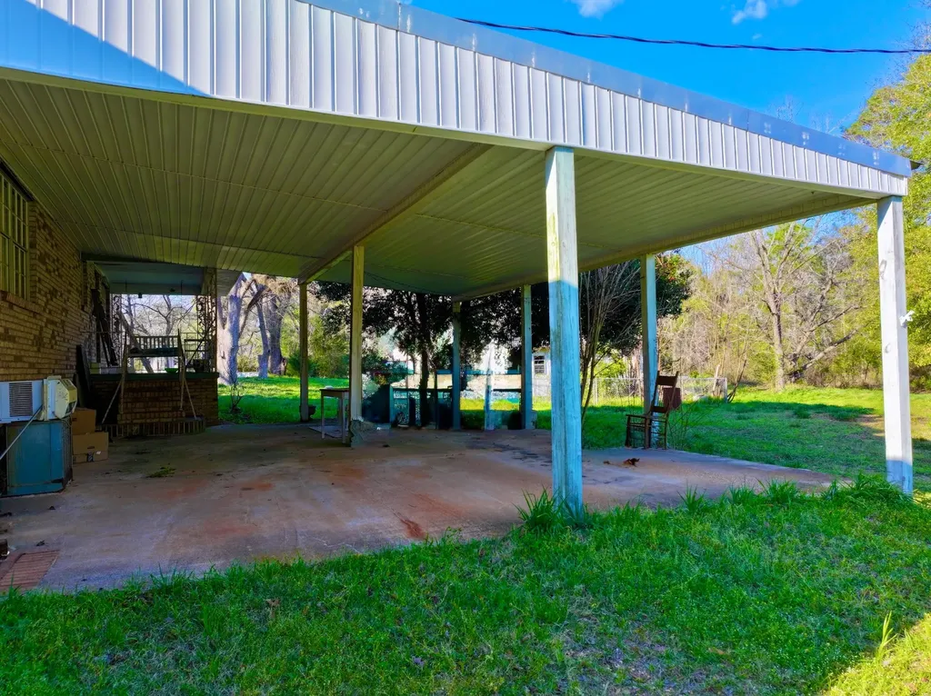 43 Sunrise Lane Grove Hill AL 36451