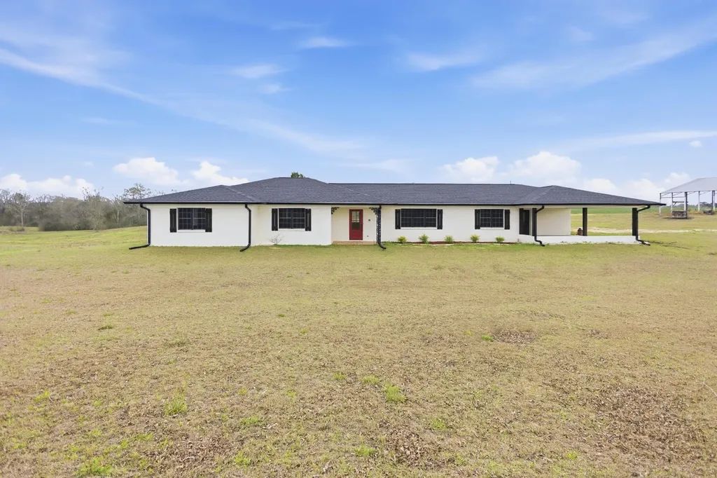 1244 County Road 625 Coffee Springs AL 36318