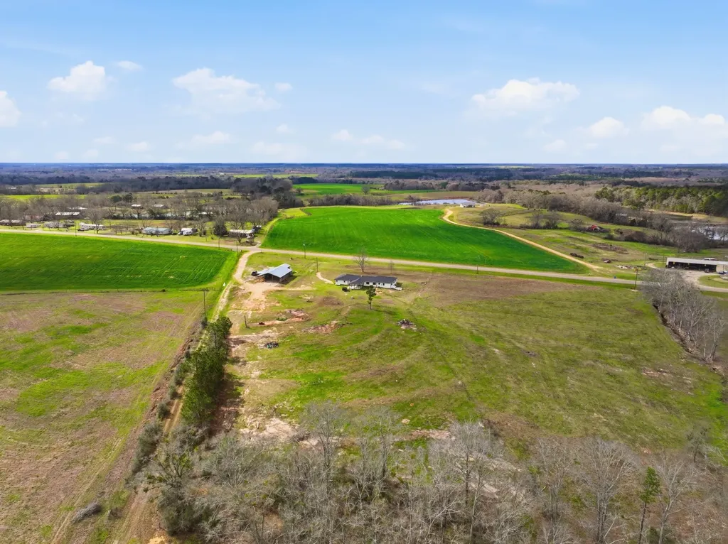1244 County Road 625 Coffee Springs AL 36318