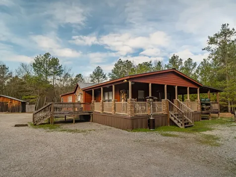 001 Old Stage Road Atmore AL 36502