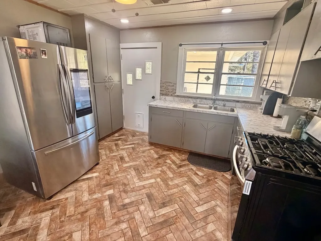 27 Irving Adams Drive Chatom AL 36518