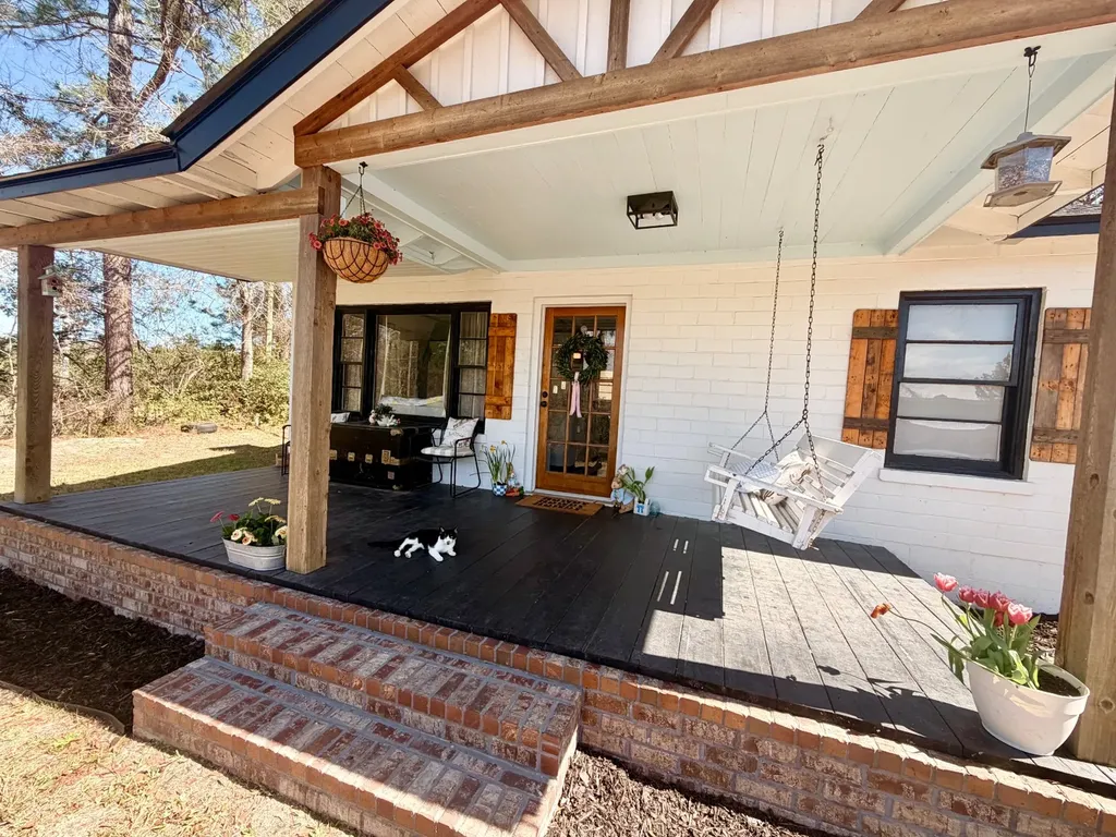 27 Irving Adams Drive Chatom AL 36518