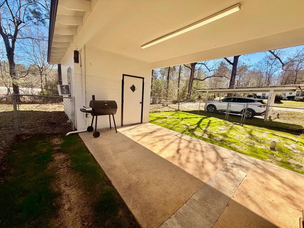 27 Irving Adams Drive Chatom AL 36518
