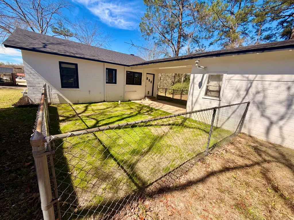 27 Irving Adams Drive Chatom AL 36518