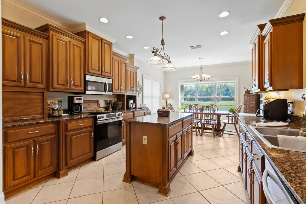 8718 Lake View Drive Fairhope AL 36532