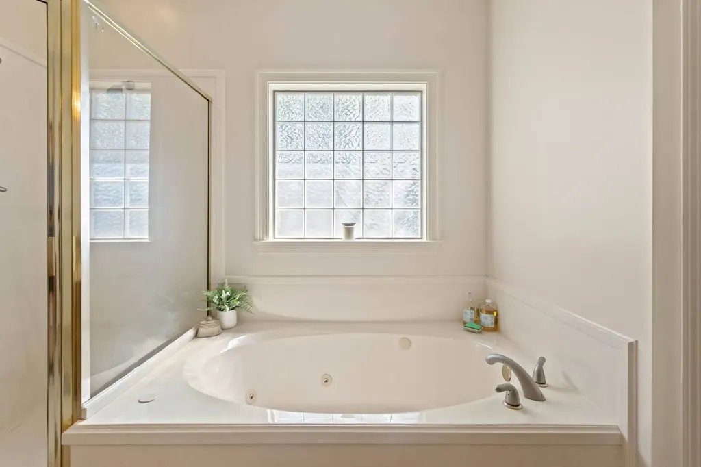 8718 Lake View Drive Fairhope AL 36532