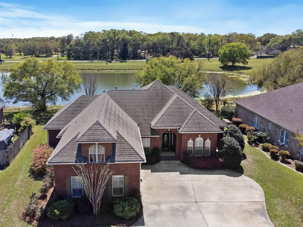 8718 Lake View Drive Fairhope AL 36532