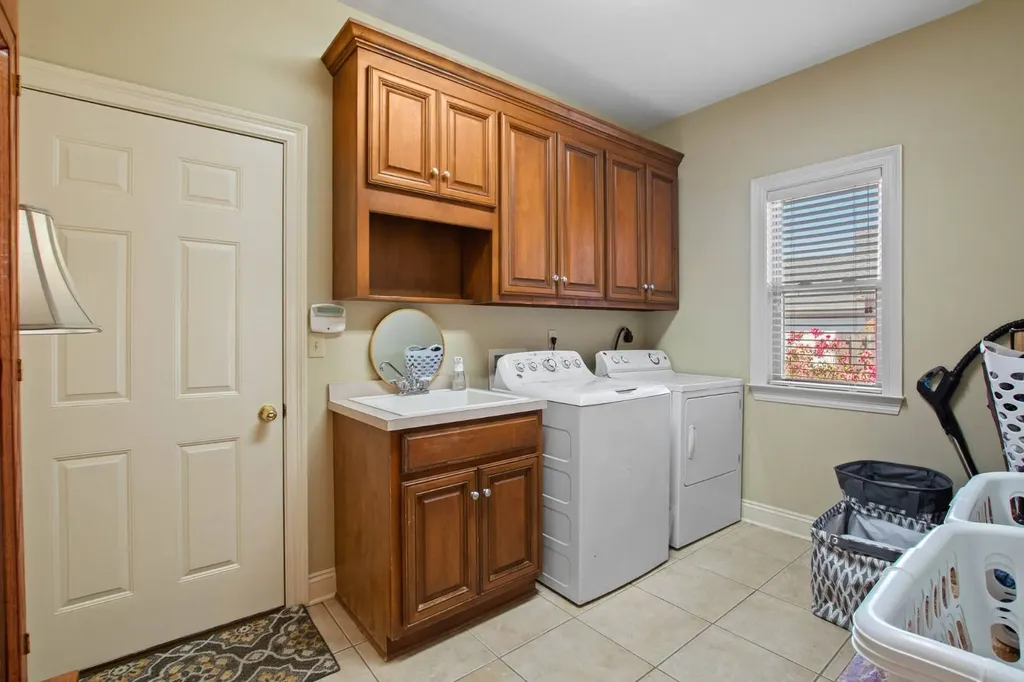 8718 Lake View Drive Fairhope AL 36532