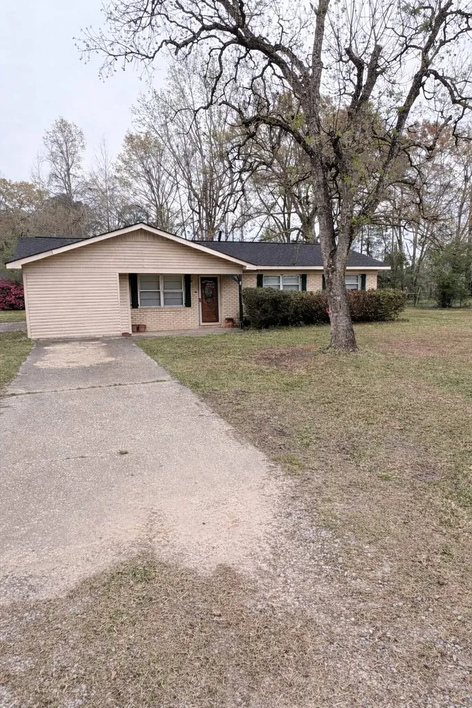 216 Colonial Drive Butler AL 36904