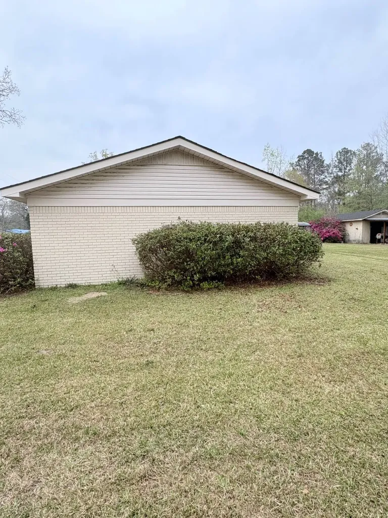 216 Colonial Drive Butler AL 36904