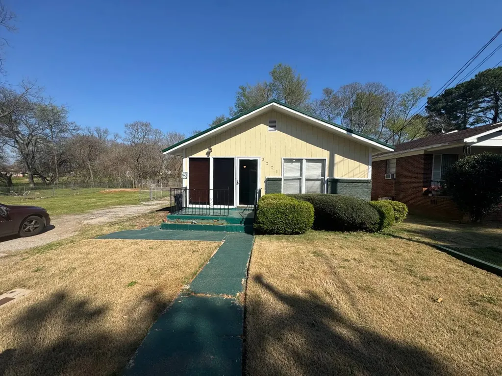 3221 46th SW Street Birmingham AL 35221
