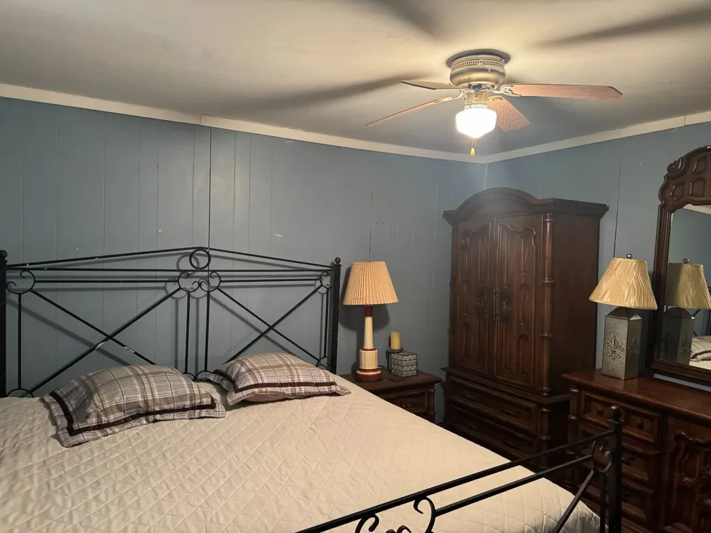 3221 46th SW Street Birmingham AL 35221