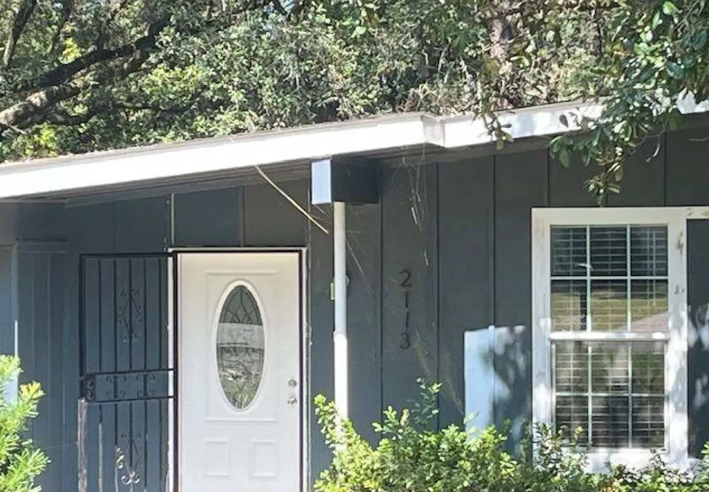 2113 Cornell Drive Mobile AL 36618