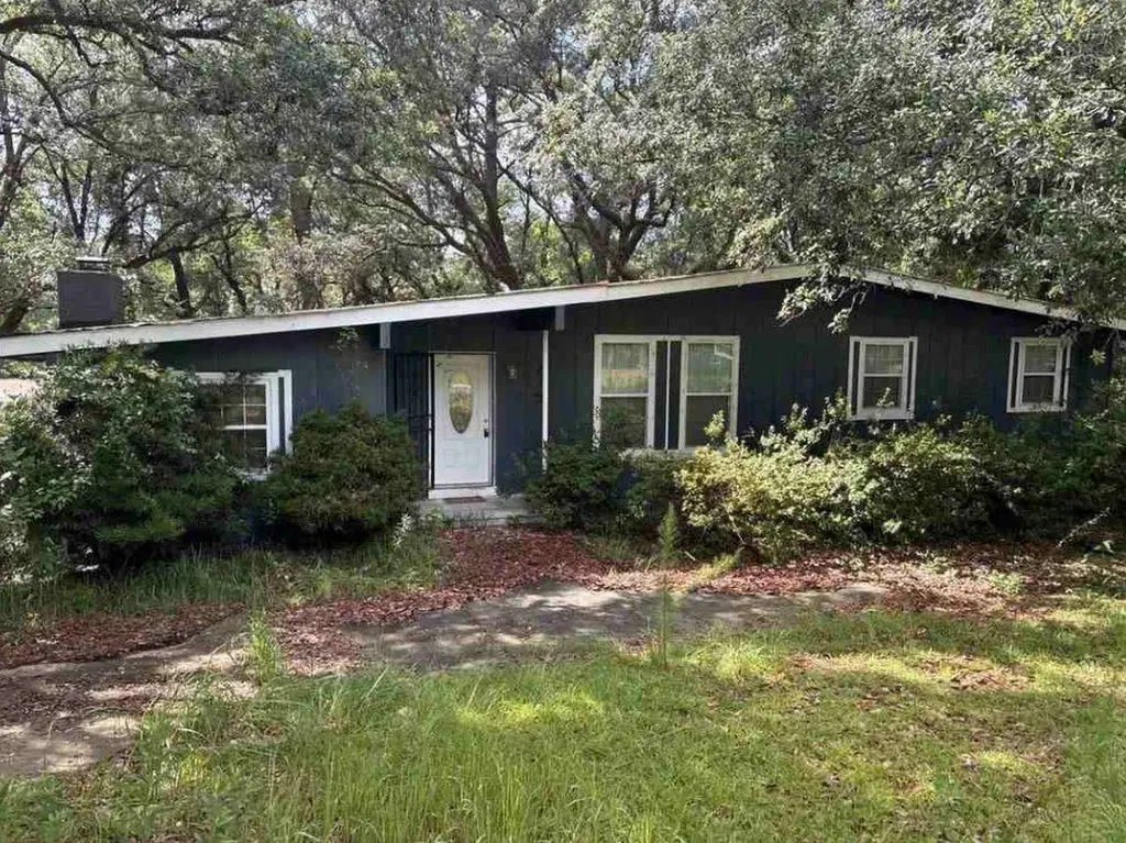 2113 Cornell Drive Mobile AL 36618