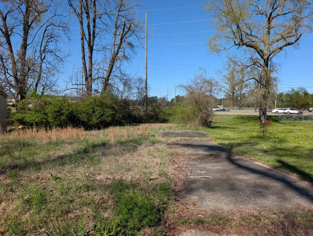 516 Doyle Street Gadsden AL 35903