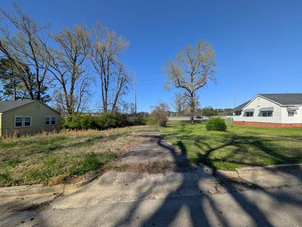 516 Doyle Street Gadsden AL 35903
