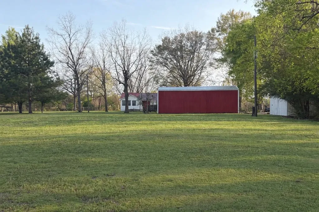 3988 Barrytown Road Gilbertown AL 36908