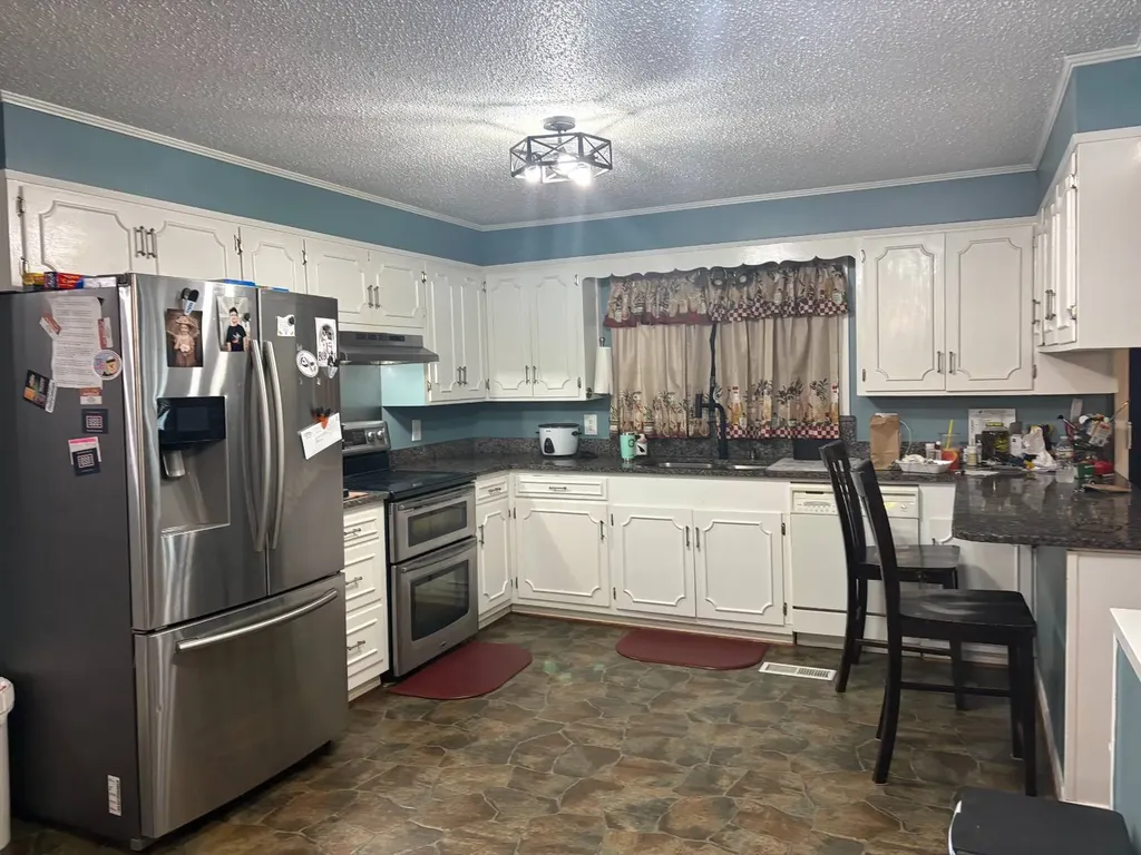 3988 Barrytown Road Gilbertown AL 36908