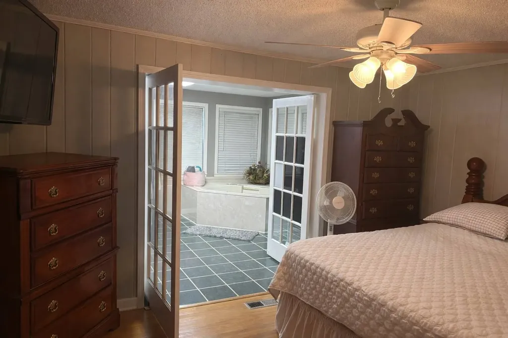 3988 Barrytown Road Gilbertown AL 36908