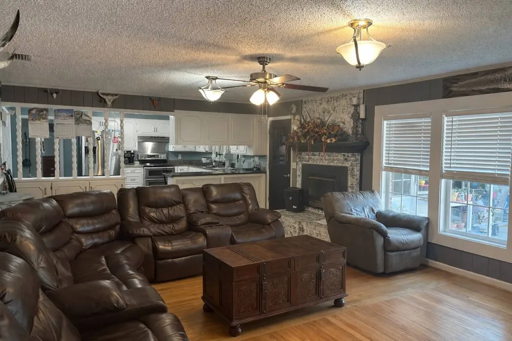 3988 Barrytown Road Gilbertown AL 36908