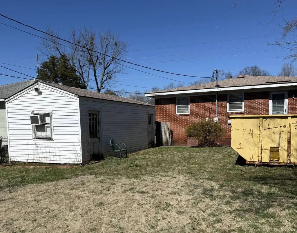 1110 Mcclung Avenue Huntsville AL 35801