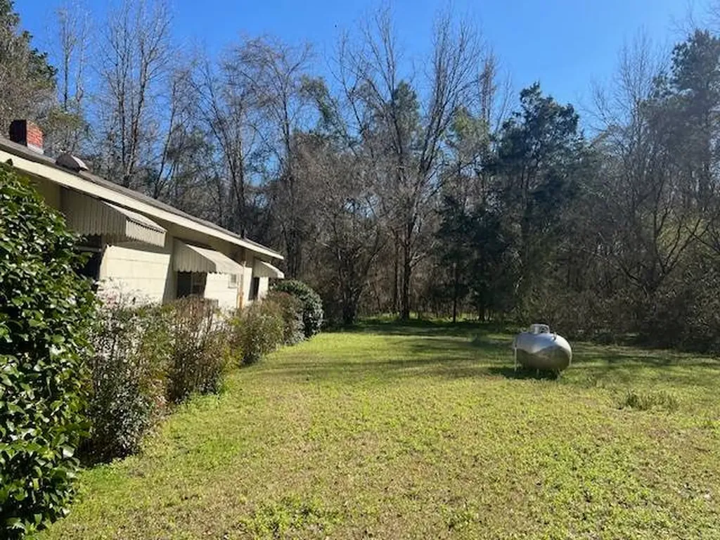 5539 Petrey Highway Luverne AL 36049