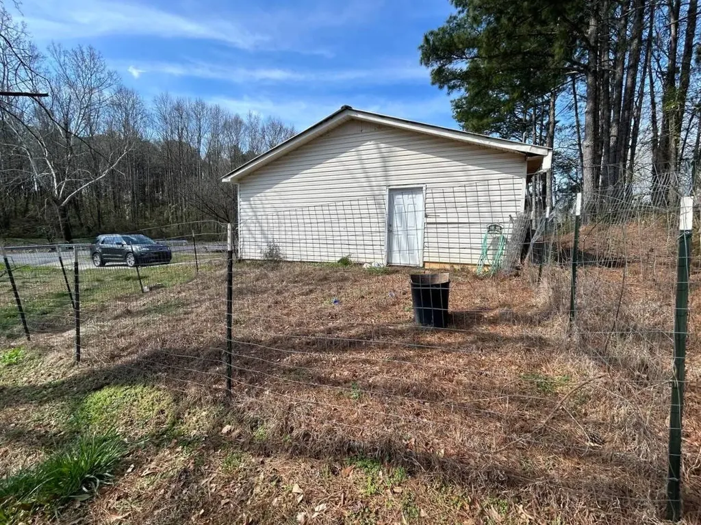 1335 16th SE Street Cullman AL 35055