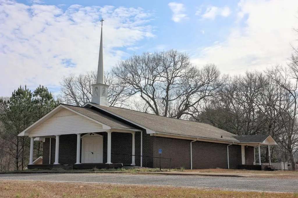 400 Military Street N Hamilton AL 35570