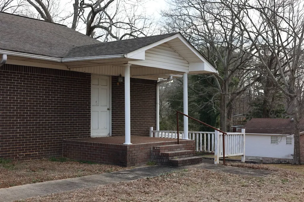 400 Military Street N Hamilton AL 35570
