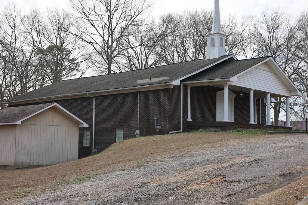 400 Military Street N Hamilton AL 35570