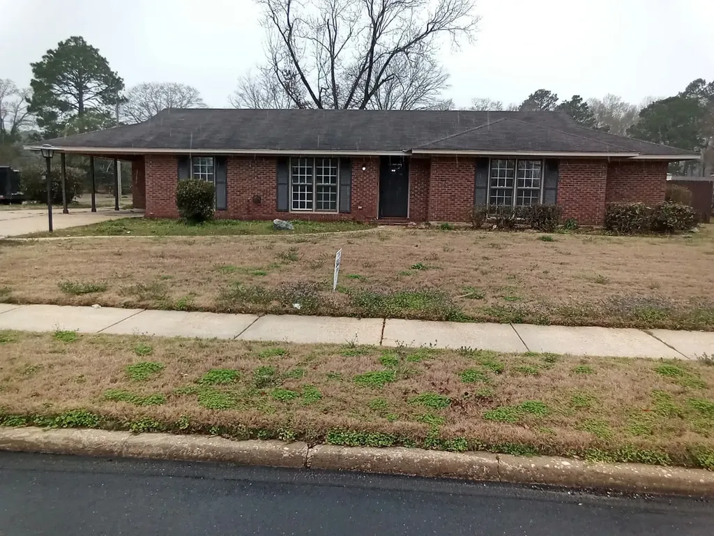 124 Carol Villa Montgomery AL 36109