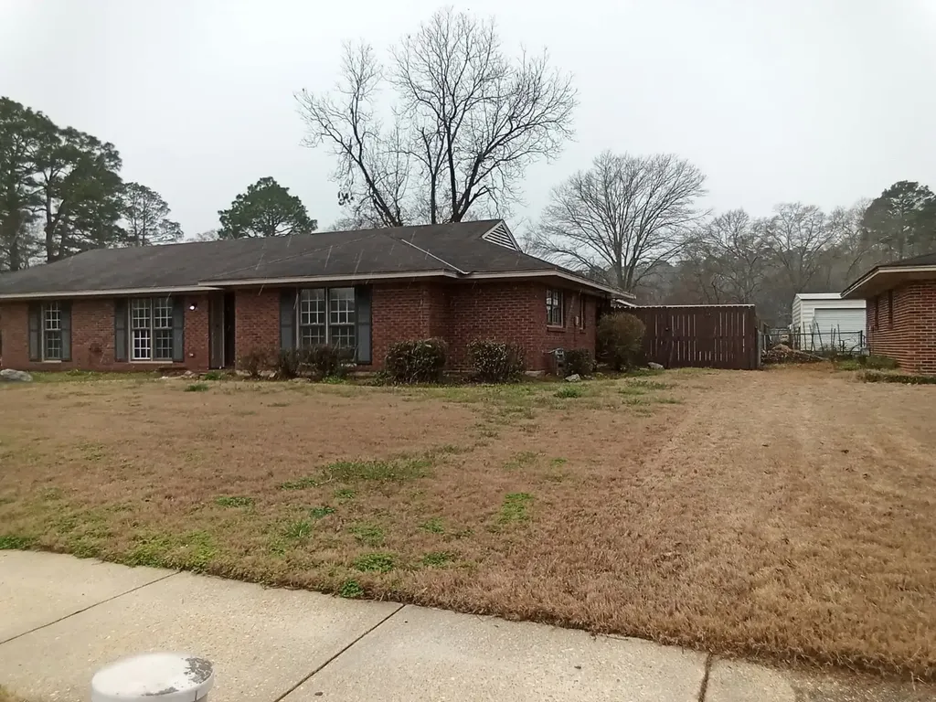 124 Carol Villa Montgomery AL 36109